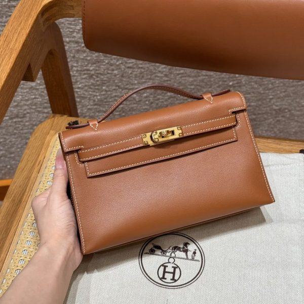 Hermès Kelly Pochette Swift marron — réplique