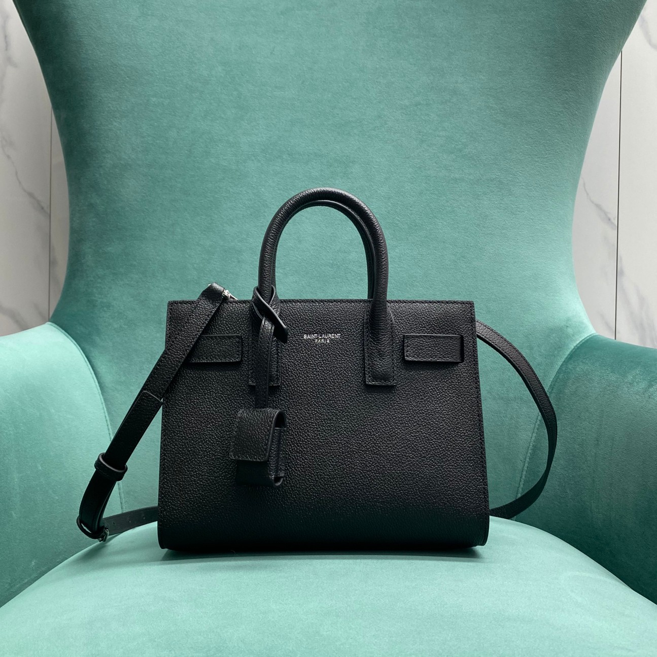 YSL Sac De Jour — réplique