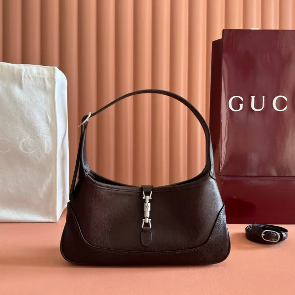 Sac porté épaule Gucci 26S JACKIE SLIM 27 en coloris marron foncé cuir de veau — réplique