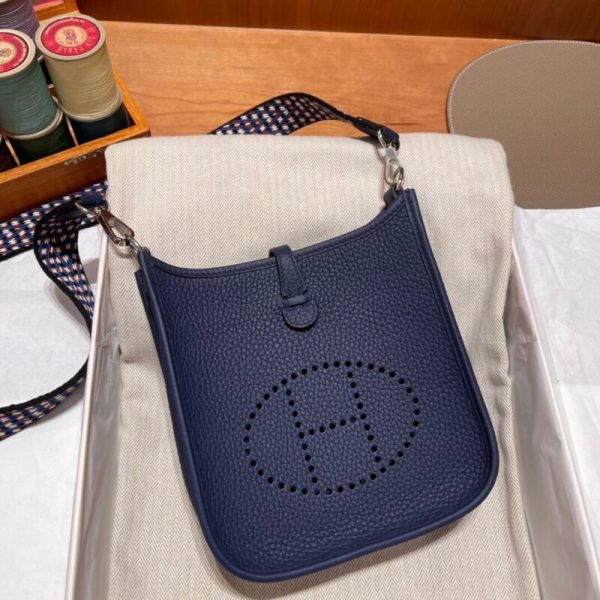 Hermès Evelyne II Tpm noir — réplique
