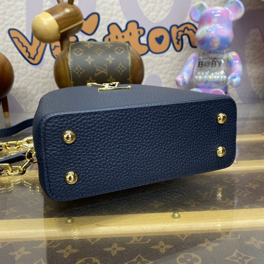 Loius Vuitton Capucines Dark bleu — réplique – Image 3