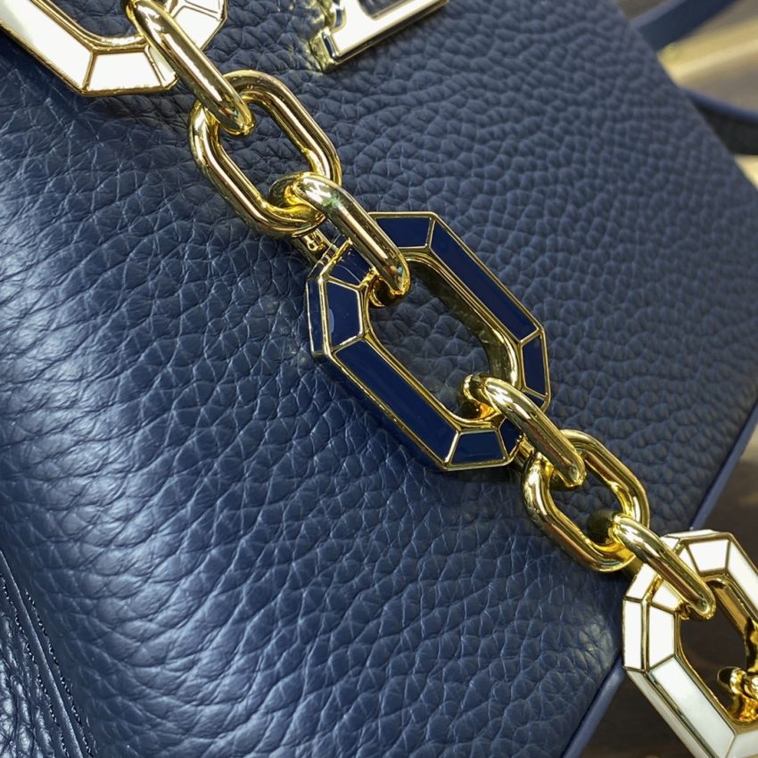 Loius Vuitton Capucines Dark bleu — réplique – Image 6