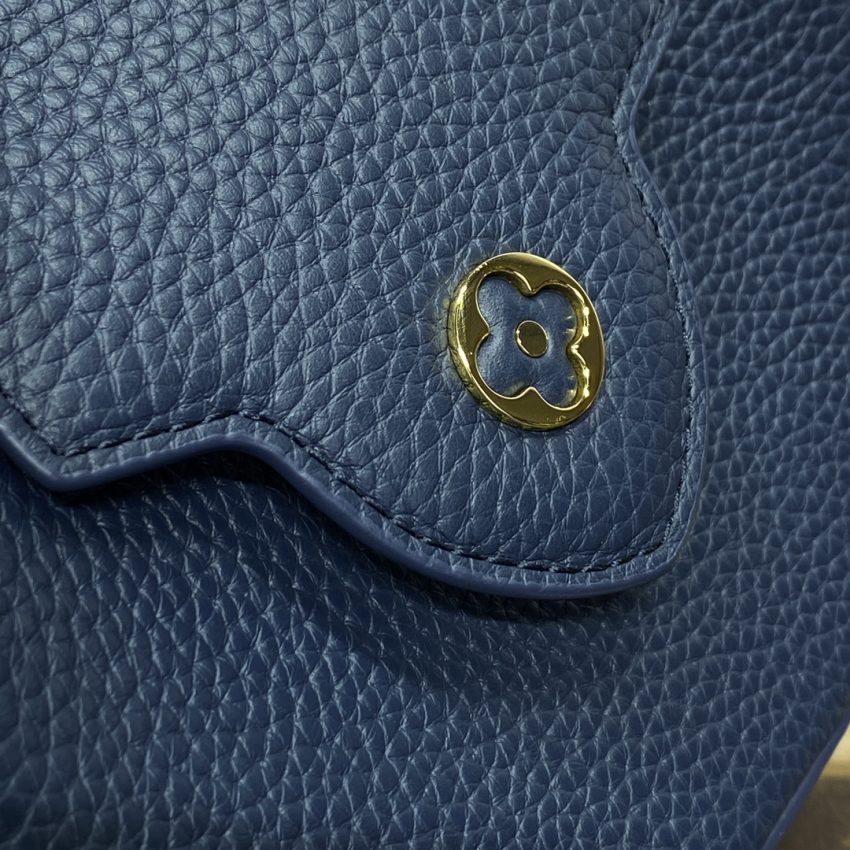 Loius Vuitton Capucines Dark bleu — réplique – Image 9