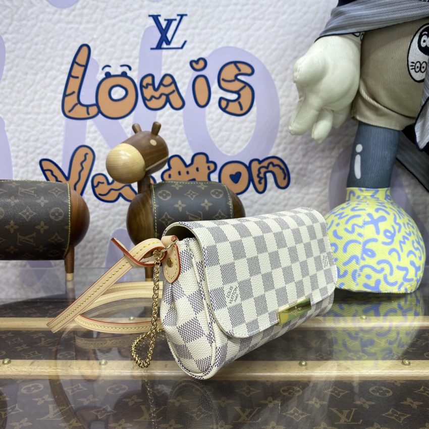 Louis Vuitton Favorite blanc Grid — réplique – Image 6