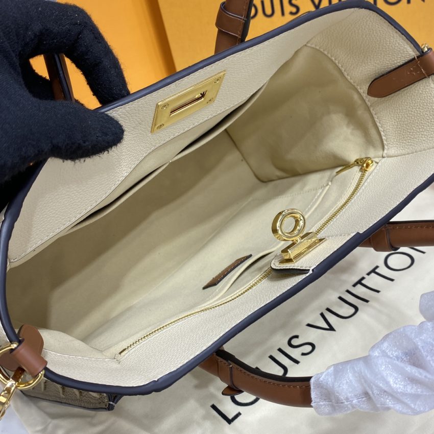 Louis Vuitton On My Side Beige — réplique – Image 4