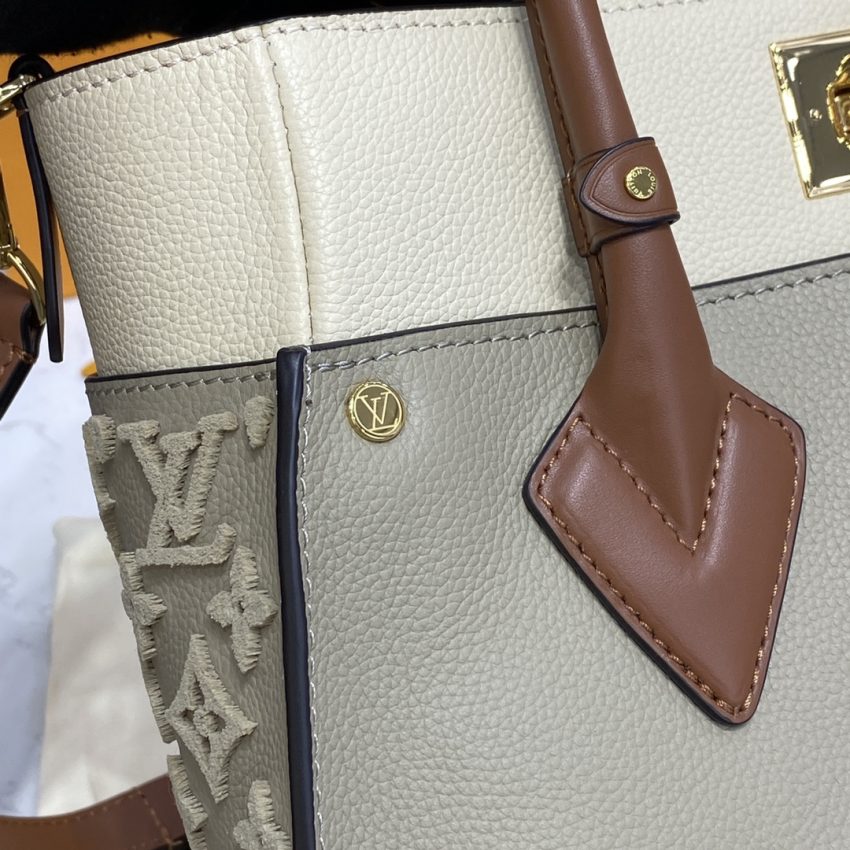 Louis Vuitton On My Side Beige — réplique – Image 5