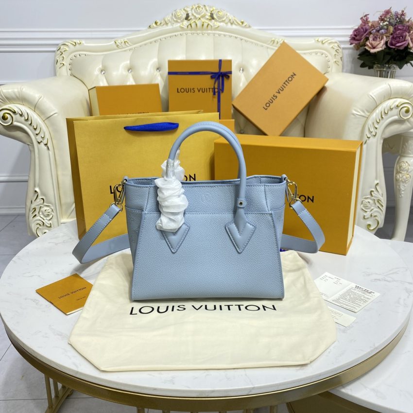 Louis Vuitton On My Side PM bleu ciel — réplique – Image 4