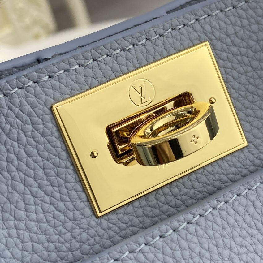 Louis Vuitton On My Side PM bleu ciel — réplique – Image 9