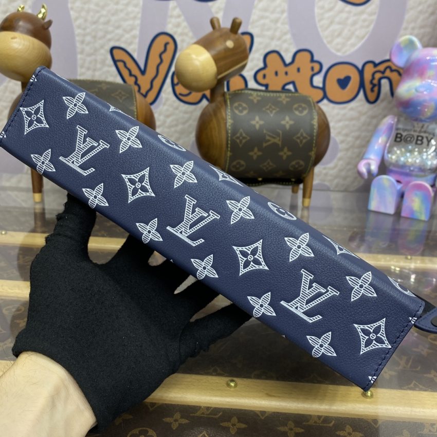 Louis Vuitton Pochette Voyage Dark bleu — réplique – Image 4