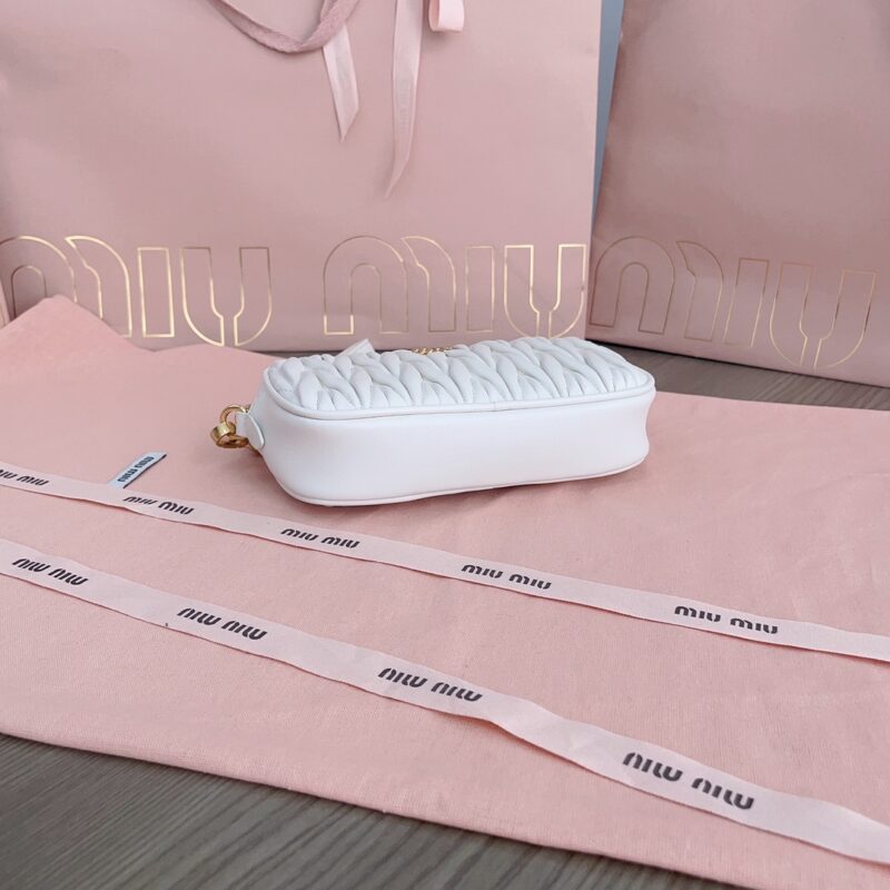 Miu Miu pochette blanc — réplique – Image 2
