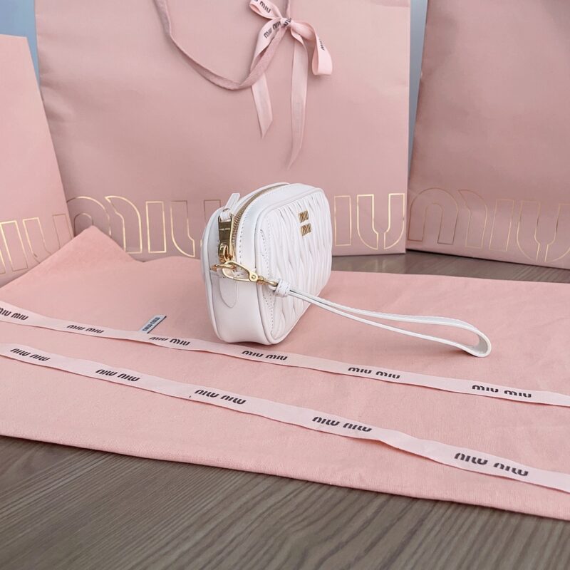 Miu Miu pochette blanc — réplique – Image 4