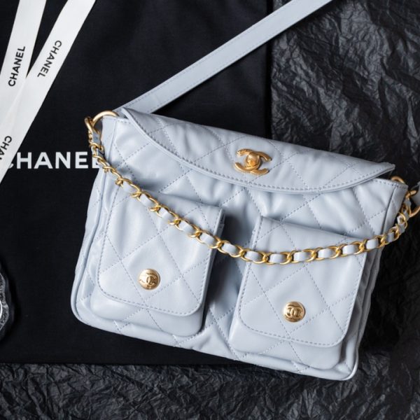 Chanel 24P besace Hobo Pale bleu — réplique