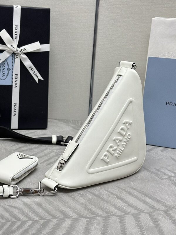 Prada Saffiano Triangle — réplique – Image 4