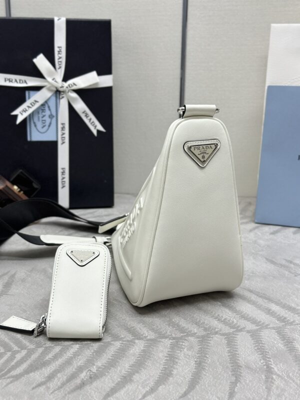 Prada Saffiano Triangle — réplique – Image 7