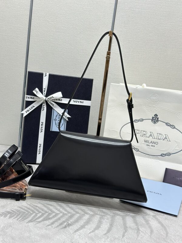 Prada Triangle cuir Handbag — réplique – Image 8