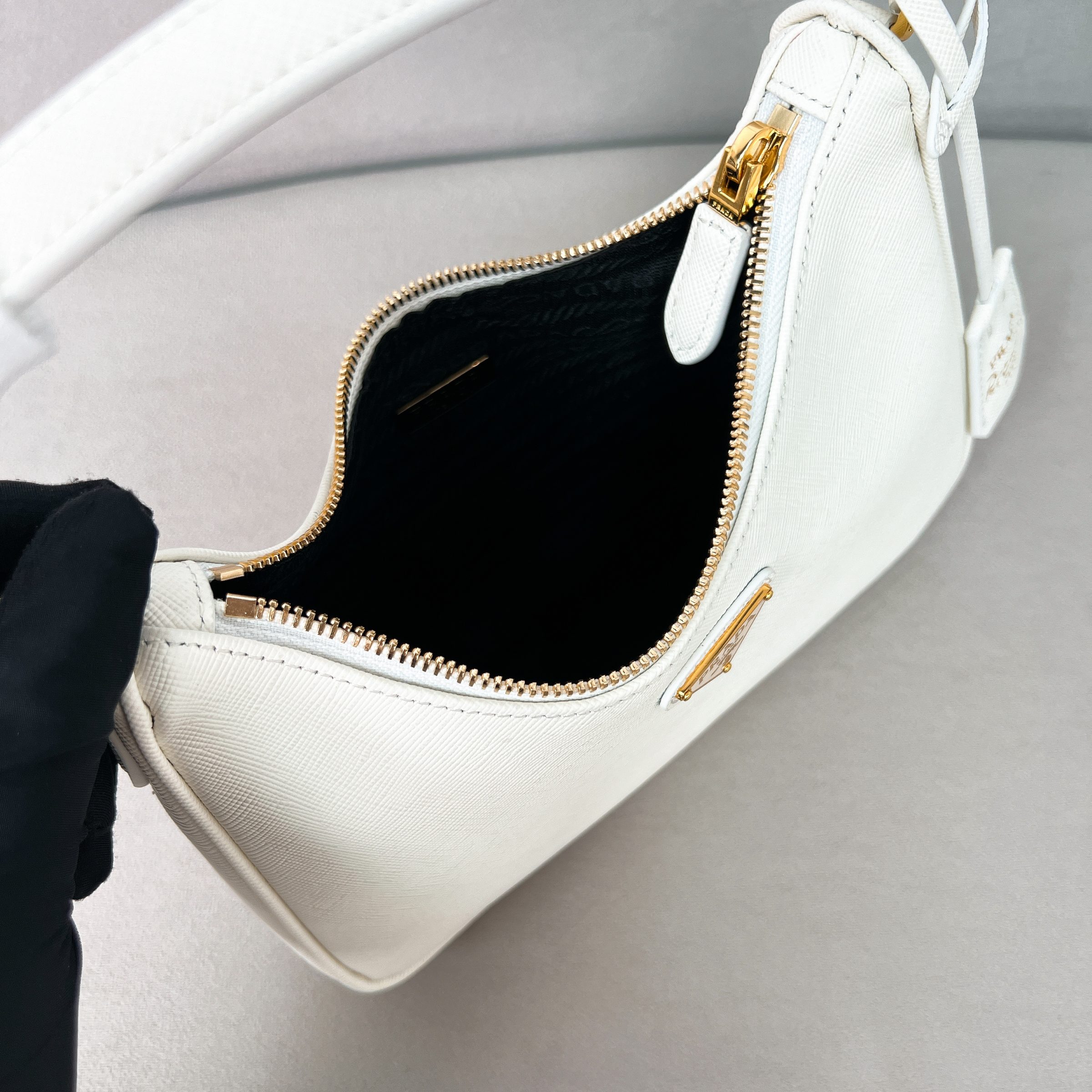 Prada Re-Edition 2005 sac — réplique – Image 20