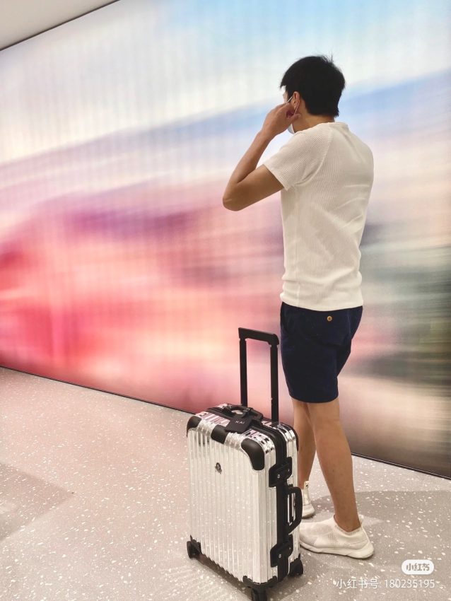 Rimowa & Moncler Suitcase — réplique – Image 6