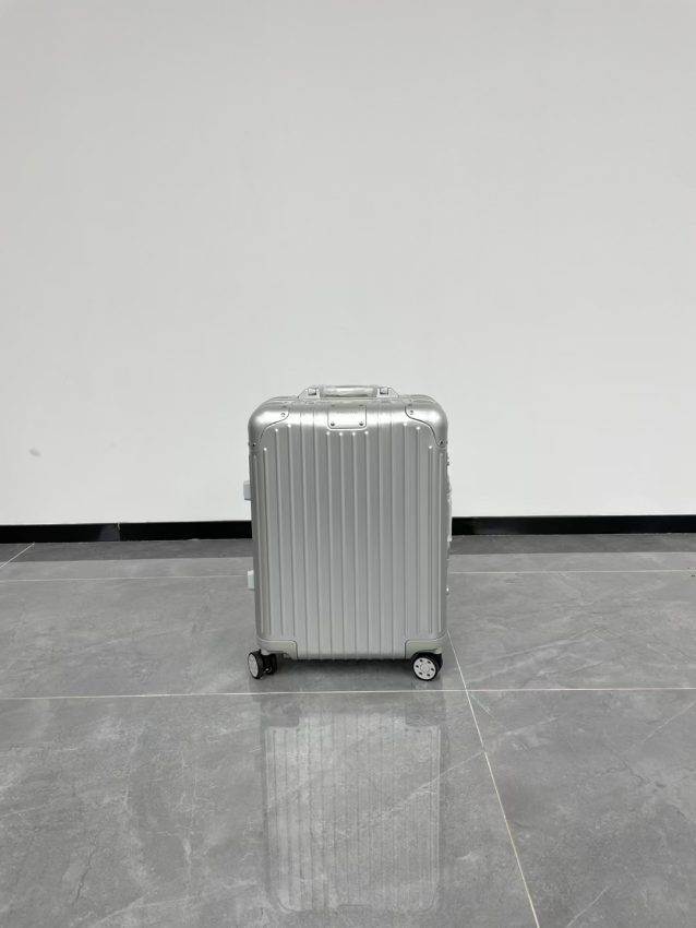 Rimowa Original Suitcase argenté — réplique – Image 3