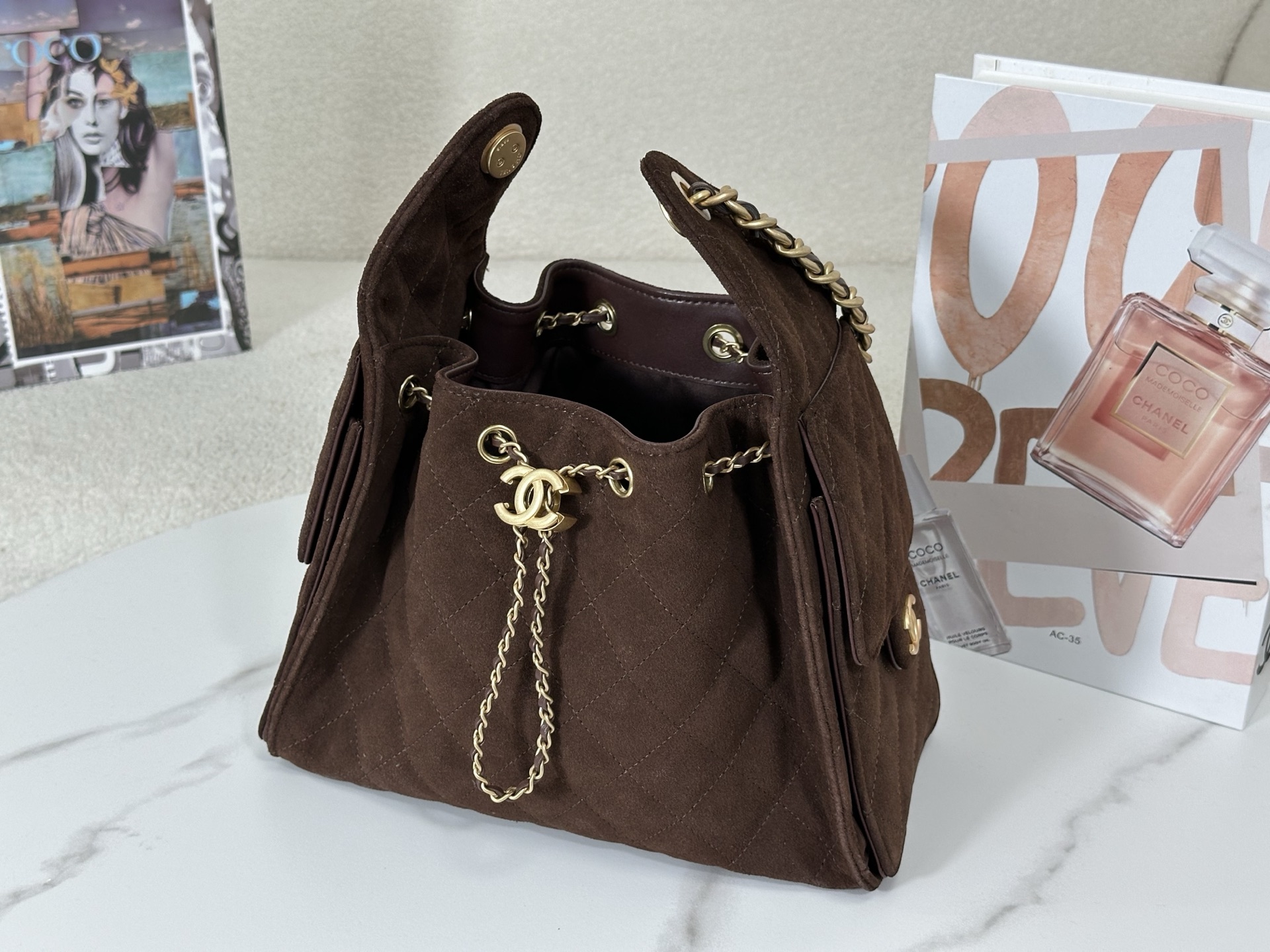 Chanel 25 petit format sac daim marron — réplique – Image 2