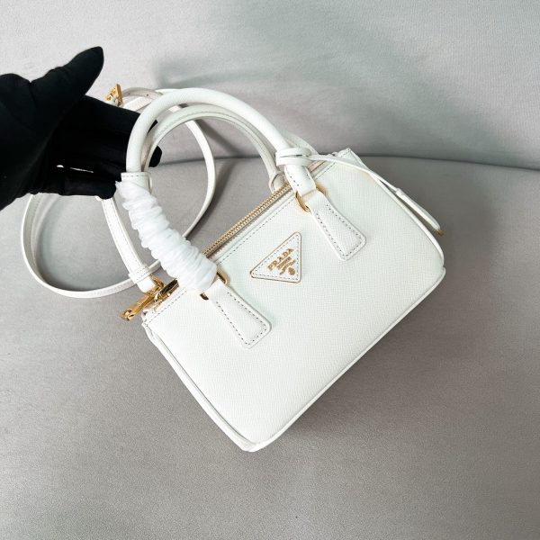 Prada Galleria Mini sac — réplique