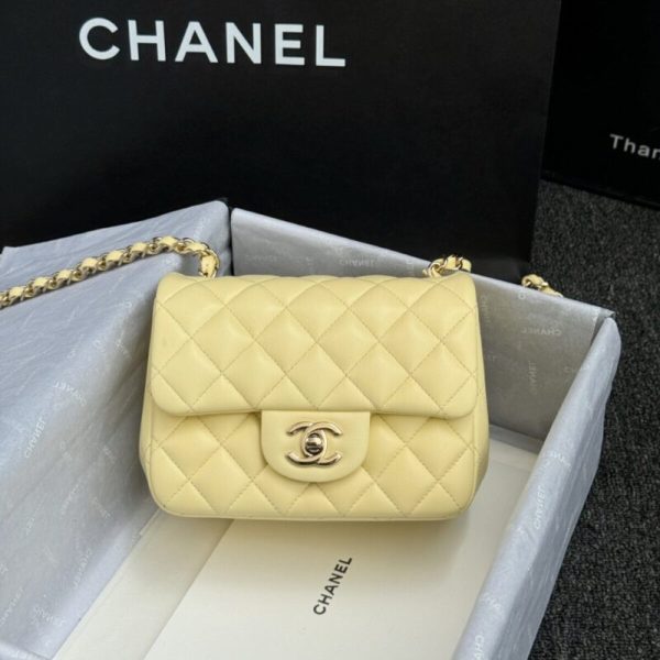 CHANEL Classic Flap 17cm jaune — réplique